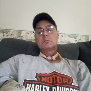 Meet your Posher, Troy